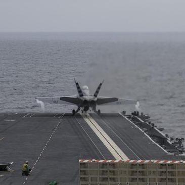 中国海军新里程碑，003航母甲板最新解读