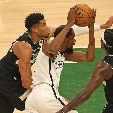 疯狂联盟论坛公告更新