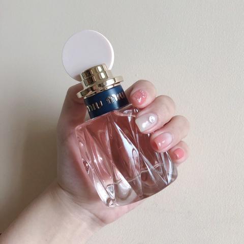 蜜桃女孩最新章节，青春甜蜜与挑战并存