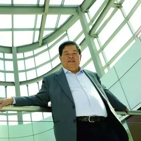 曹德旺演讲，企业家精神与产业创新战略解读