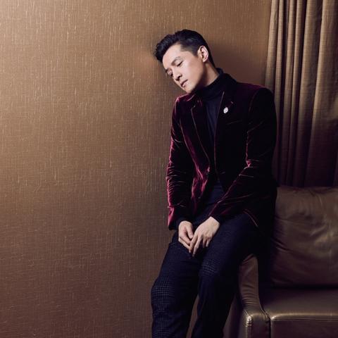 胡歌杂志新写真，魅力与实力的完美展现